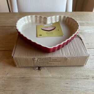 Le Creuset Stoneware Fluted Heart Tart Baking Dish 30 cm Cerise Red NEW